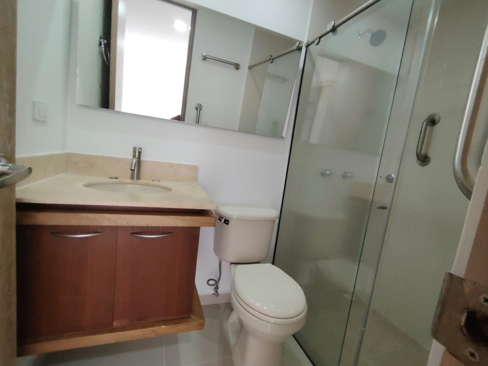 Apartamento en arriendo en Loma Del Escobero, Envigado · foto 19 de 22