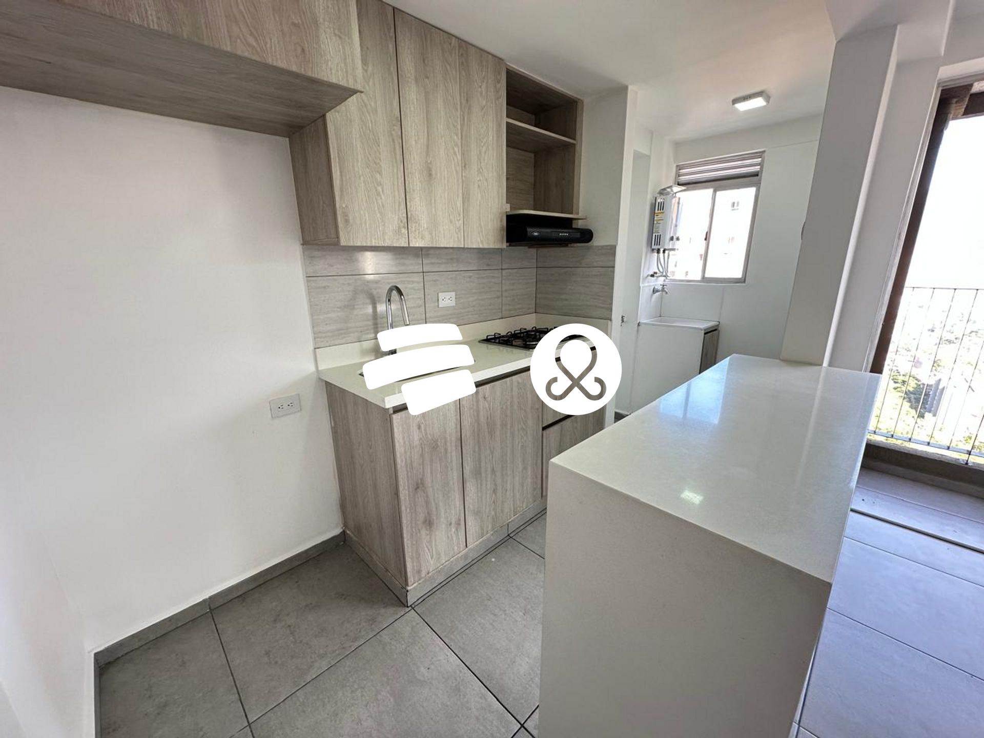 Apartamento en venta en Viviendas Del Sur, Itagüí · foto 2 de 18