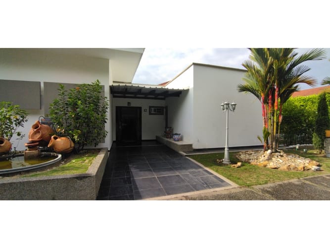 Casa de 4 alcobas en venta en Las Mercedes, Jamundí, 380 m² · foto 6 de 24