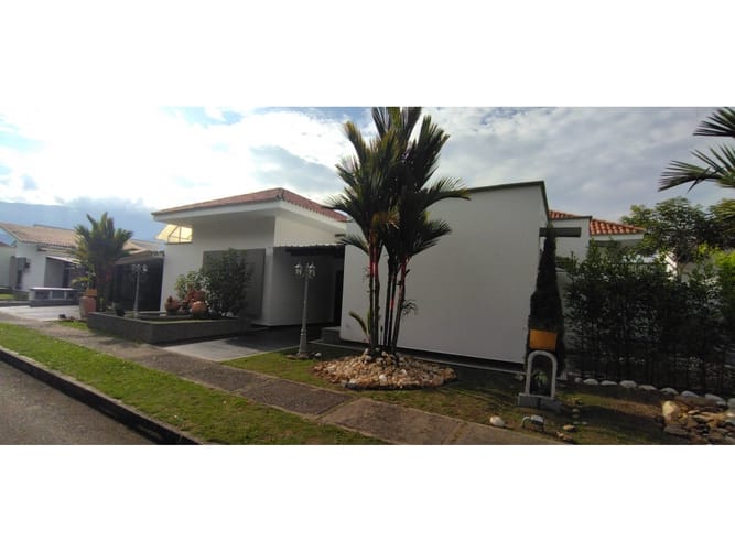 Casa de 4 alcobas en venta en Las Mercedes, Jamundí, 380 m² · foto 8 de 24