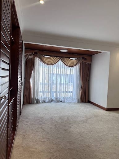 Apartamento de 4 alcobas en venta en Chicó Navarra, Bogotá, 285 m² · foto 12 de 12