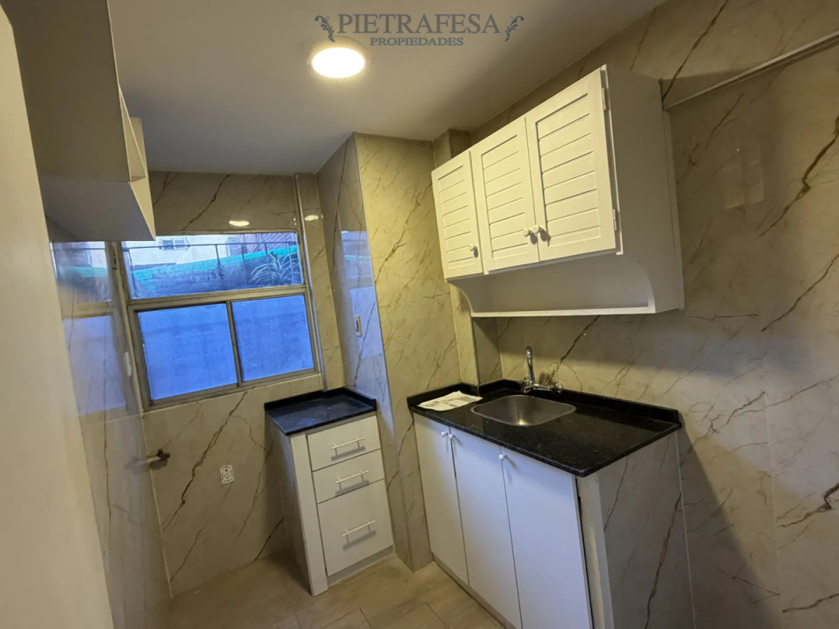 Apartamento en alquiler, 1 dormitorio, 1 baño, balcón. Pocitos. · Foto 11
