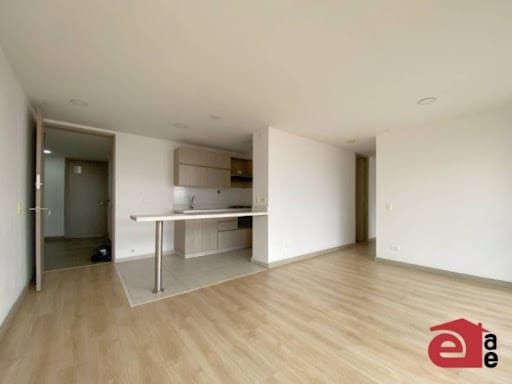 Apartamento de 3 alcobas en venta en San Remo, Sabaneta, 66 m² · foto 3 de 12