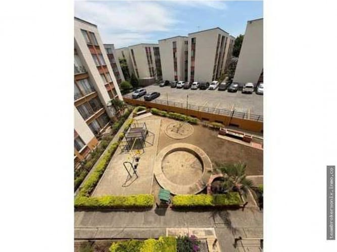 Apartamento de 3 alcobas en venta en Torres De Confandi, Cali, 56 m² · foto 11 de 14