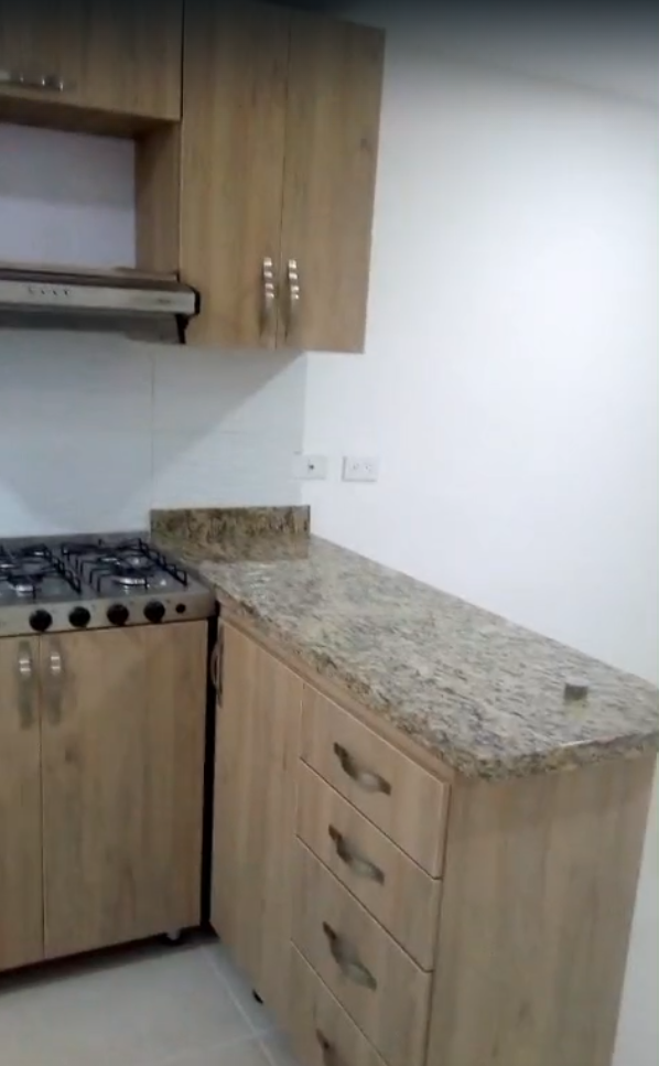 Apartamento en venta en La Milagrosa, Medellín · foto 2 de 18