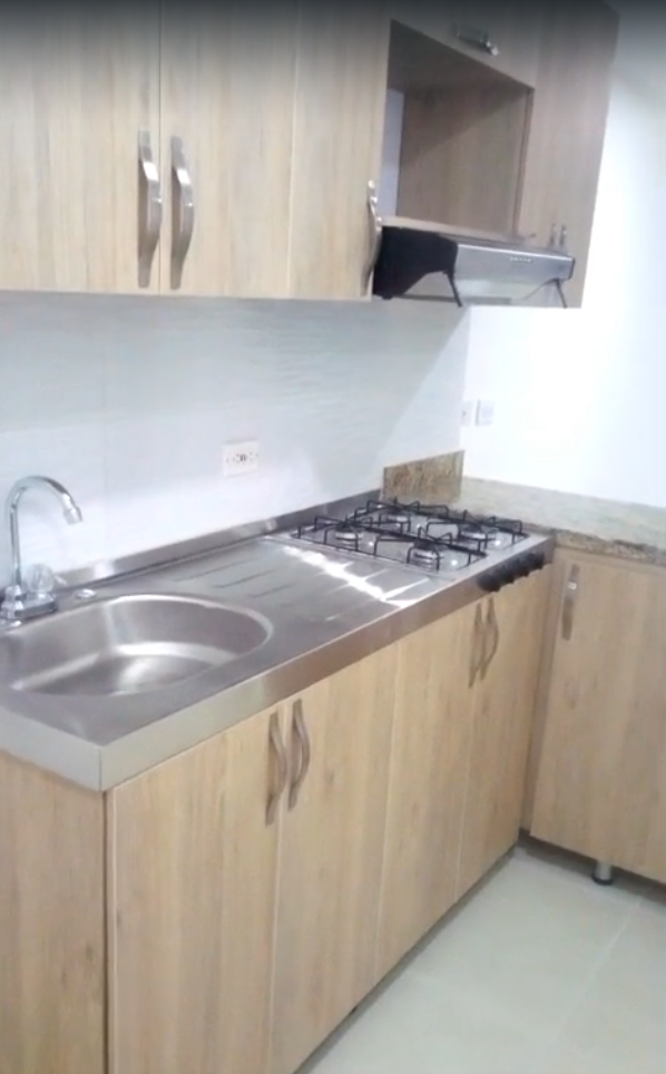 Apartamento en venta en La Milagrosa, Medellín · foto 3 de 18