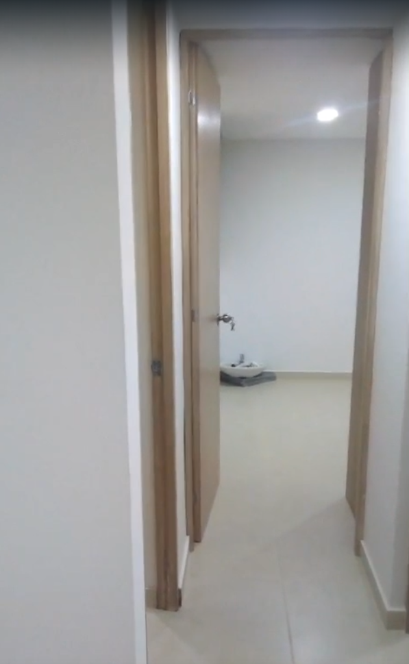 Apartamento en venta en La Milagrosa, Medellín · foto 13 de 18