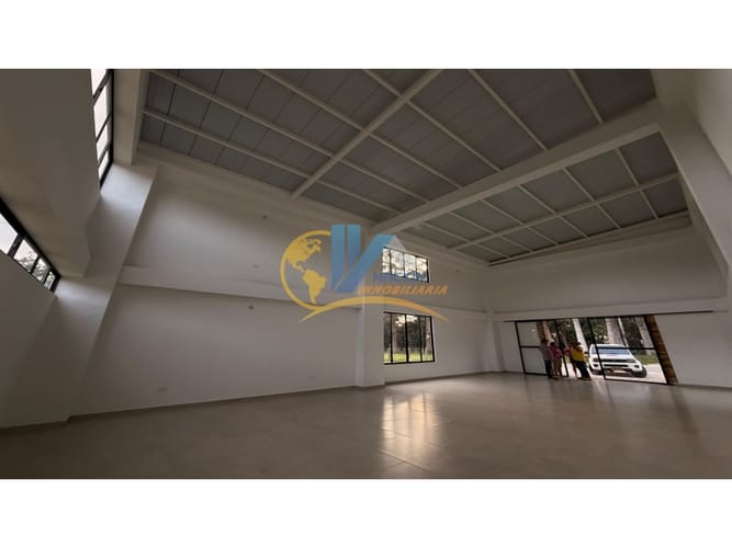 Local en arriendo en Mesa De Los Santos, Bucaramanga, 120 m² · foto 2 de 8