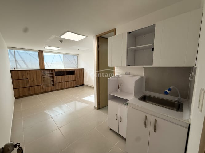 Oficina en venta en Suramericana, Medellín, 75 m² · foto 7 de 19
