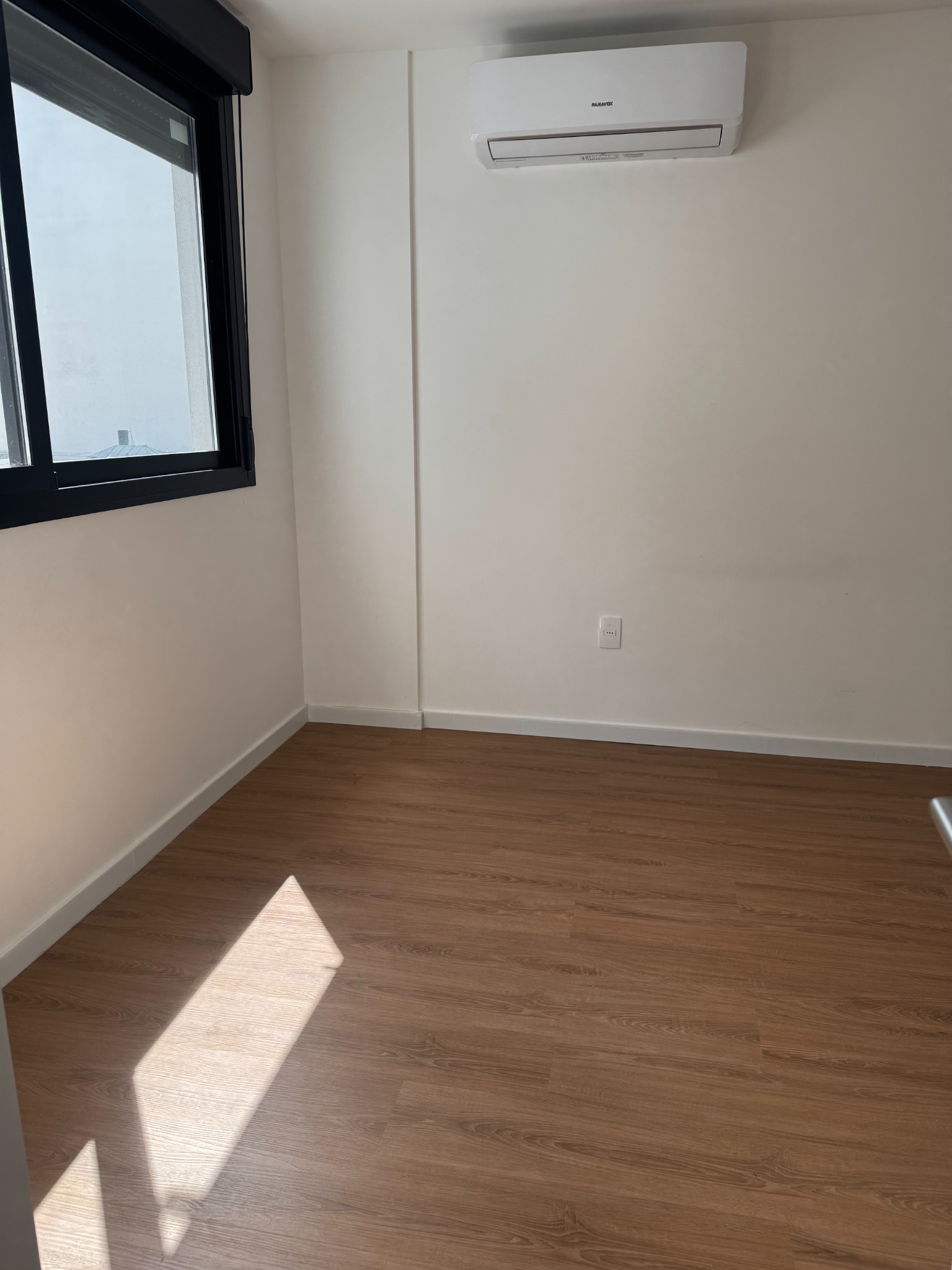 ALQUILER APARTAMENTO DE UN DORMITORIO EN CORDON · Foto 9