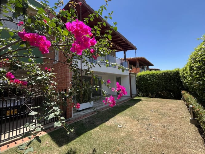 Casa de 3 alcobas en venta en Alfaguara, Jamundí, 153 m² · foto 3 de 24