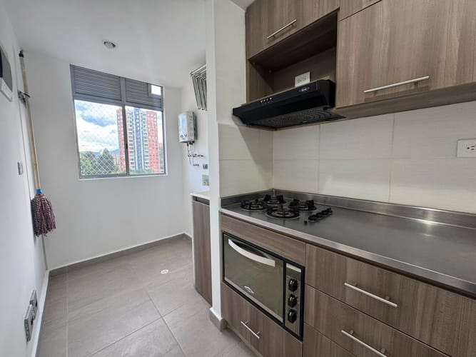 Apartamento en venta en El Porvenir, Itagüí · foto 7 de 24