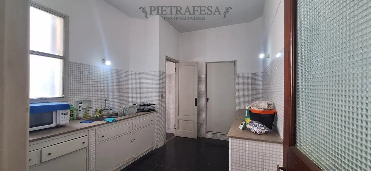 Apartamento en alquiler, 6 dormitorios, 5 baños, terraza. Centro. · Foto 9