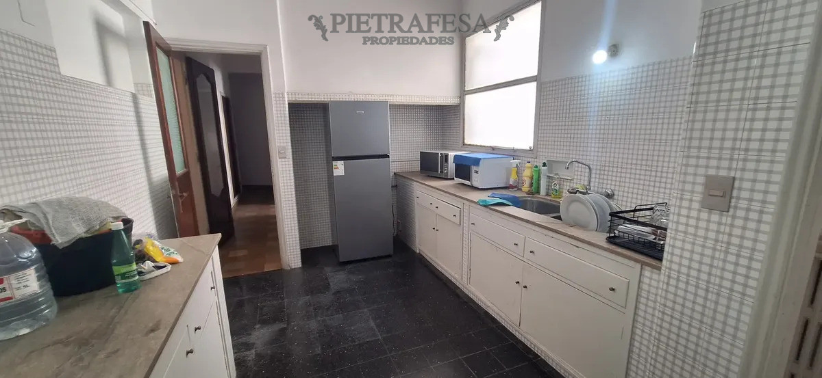 Apartamento en alquiler, 6 dormitorios, 5 baños, terraza. Centro. · Foto 10