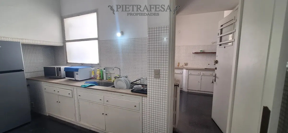 Apartamento en alquiler, 6 dormitorios, 5 baños, terraza. Centro. · Foto 11
