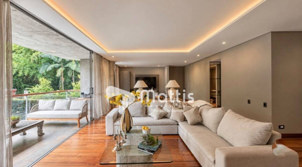 Apartamento en Arriendo en El Poblado, Medellín