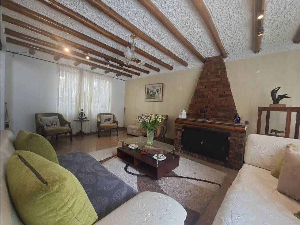 Casa en venta en Santa Barbara Central, Bogotá · foto 6 de 16