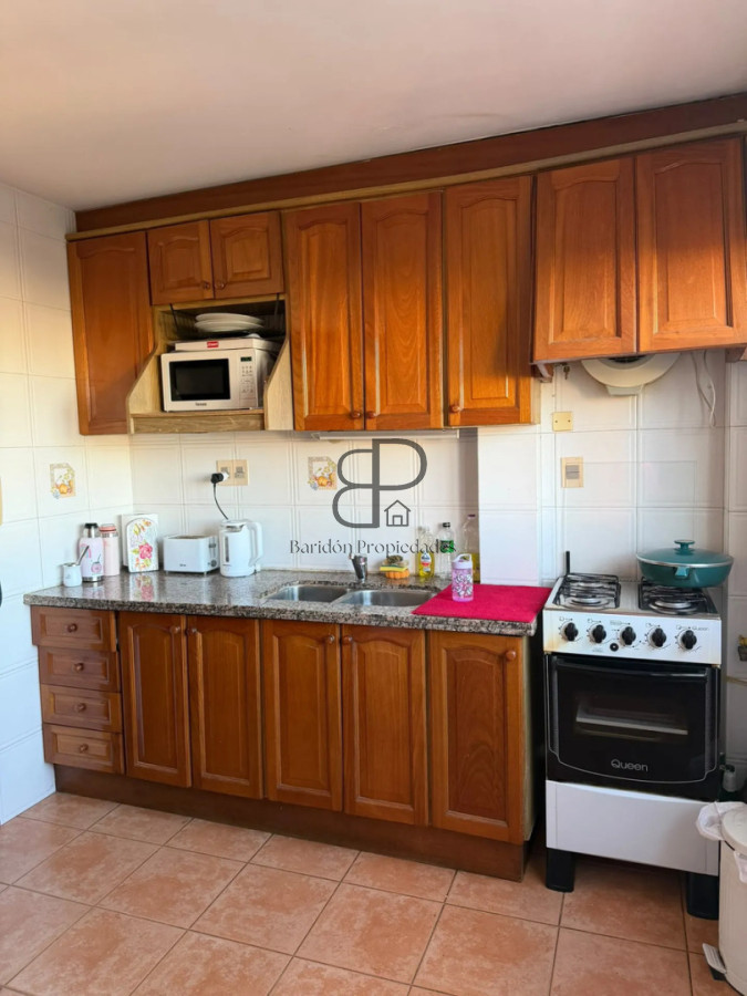 Alquiler Apartamento 3 Dormitorios Pocitos con balcon y cochera · Foto 9
