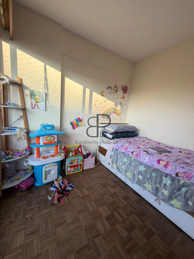 Alquiler Apartamento 3 Dormitorios Pocitos con balcon y cochera · Foto 12