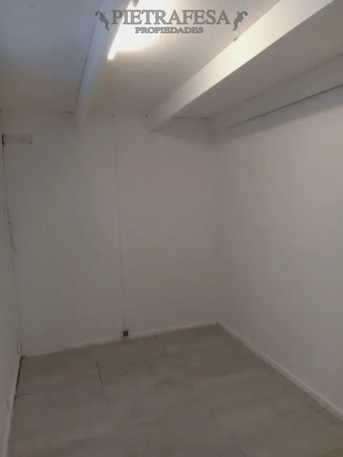 Apartamento en alquiler, 2 dormitorios, 1 baño, patio con parrillero, cochera. Sin gc. Paso de las Duranas. · Foto 4