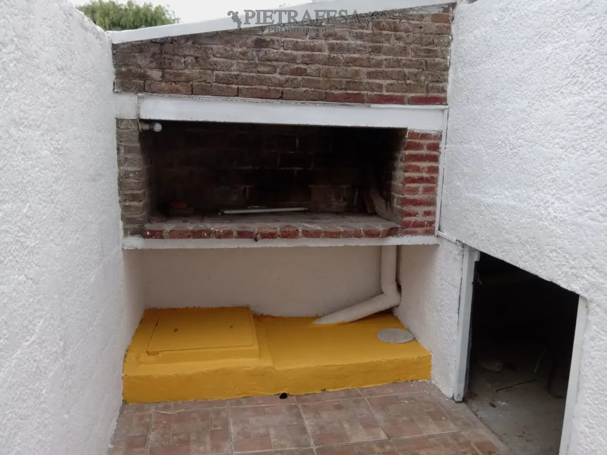Apartamento en alquiler, 2 dormitorios, 1 baño, patio con parrillero, cochera. Sin gc. Paso de las Duranas. · Foto 8