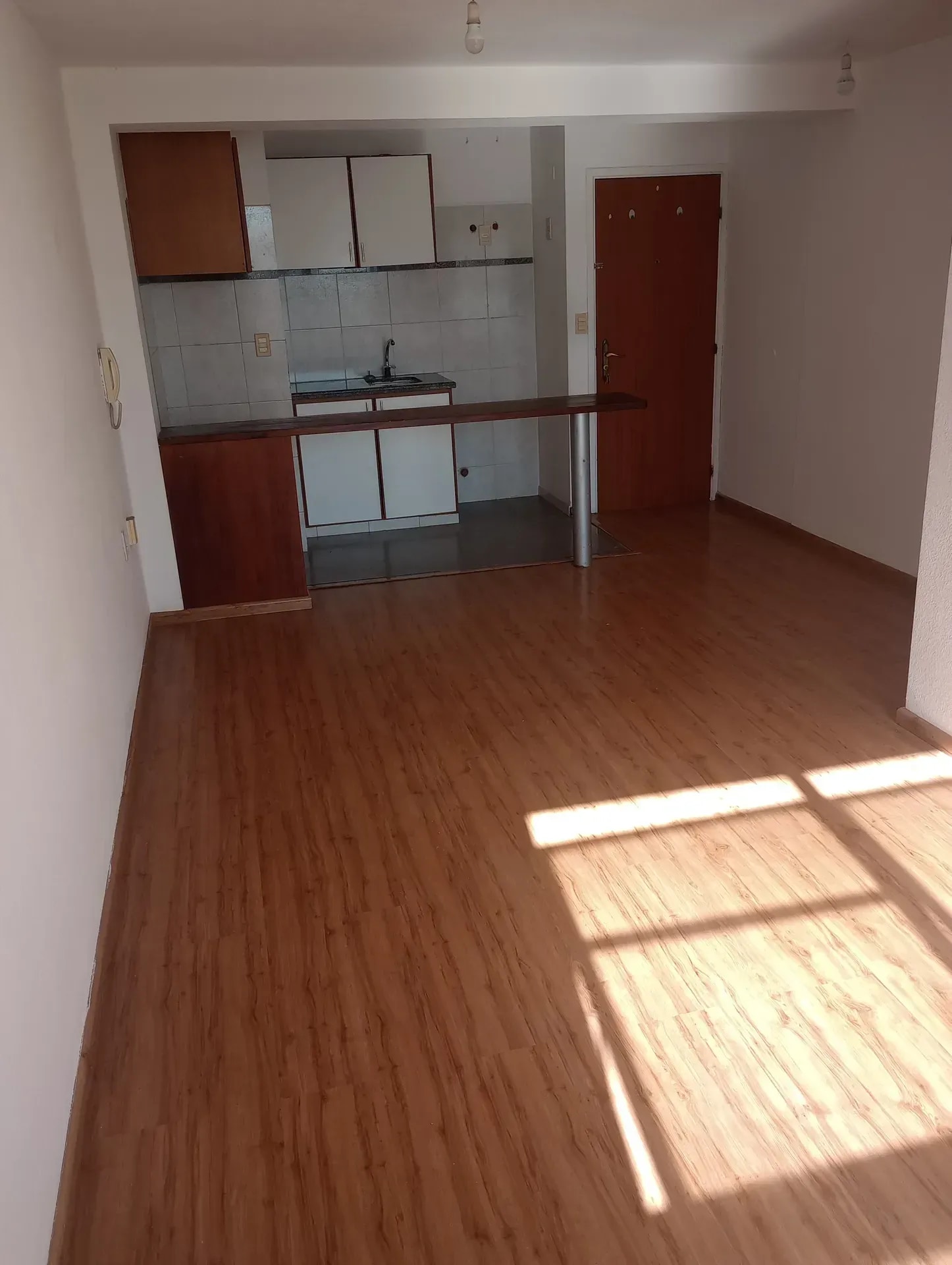 Alquilo Apartamento 1 dormitorio Tres Cruces · Foto 2