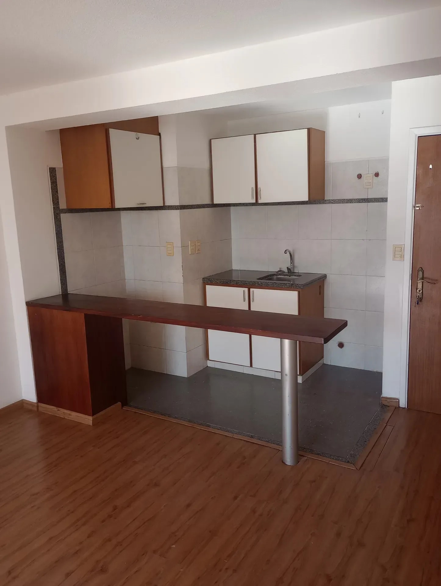 Alquilo Apartamento 1 dormitorio Tres Cruces · Foto 8