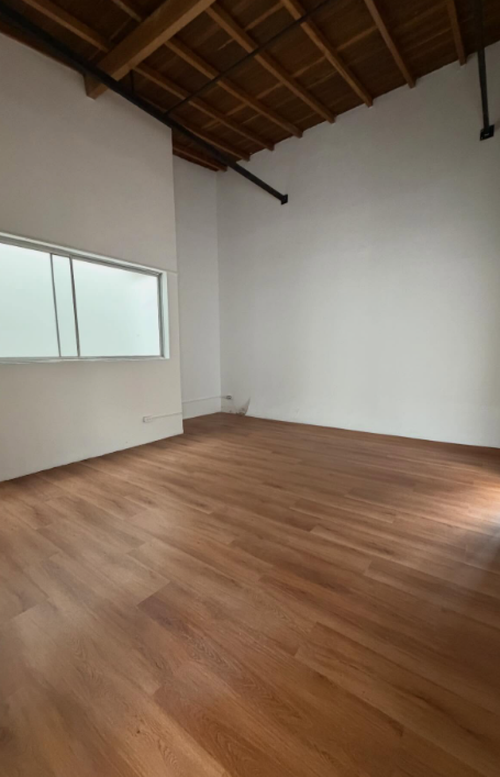 Local en arriendo en La Florida, Medellín, 90 m² · foto 2 de 5