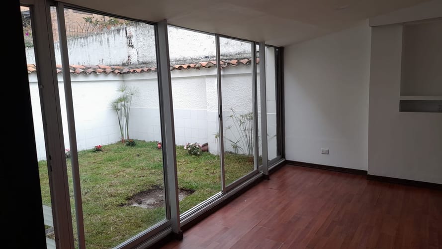 Casa de 6 alcobas en venta en El Contador, Bogotá, 280 m² · foto 5 de 13
