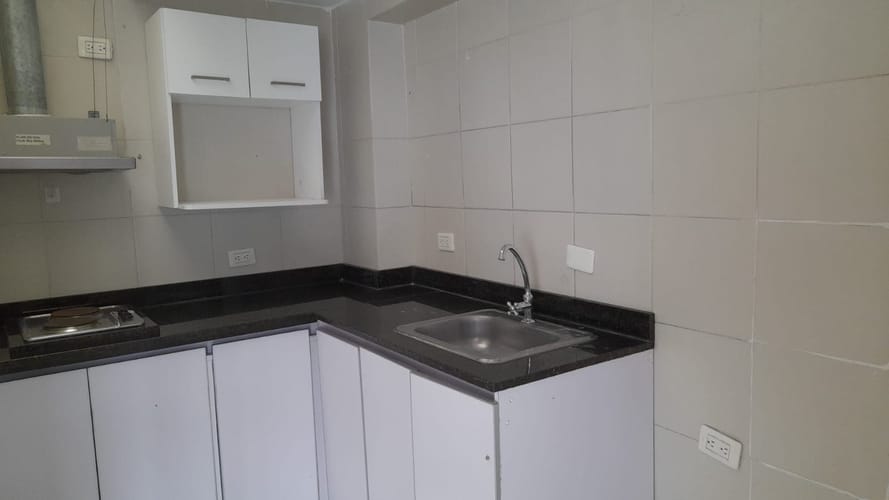 Casa de 6 alcobas en venta en El Contador, Bogotá, 280 m² · foto 8 de 13