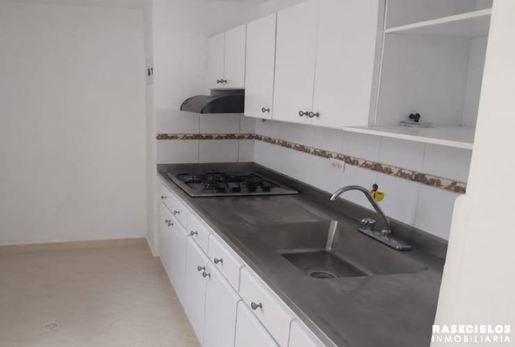 Apartamento en venta en La Floresta, Medellín · foto 11 de 18