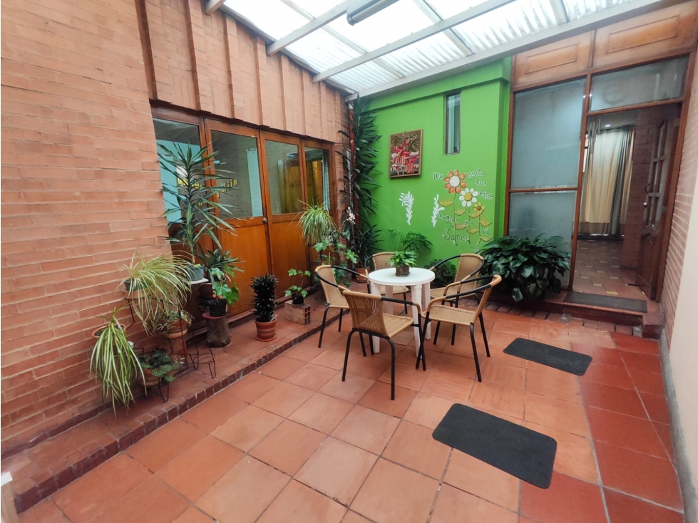 Casa en venta en Villa Amalia, Bogotá · foto 2 de 24