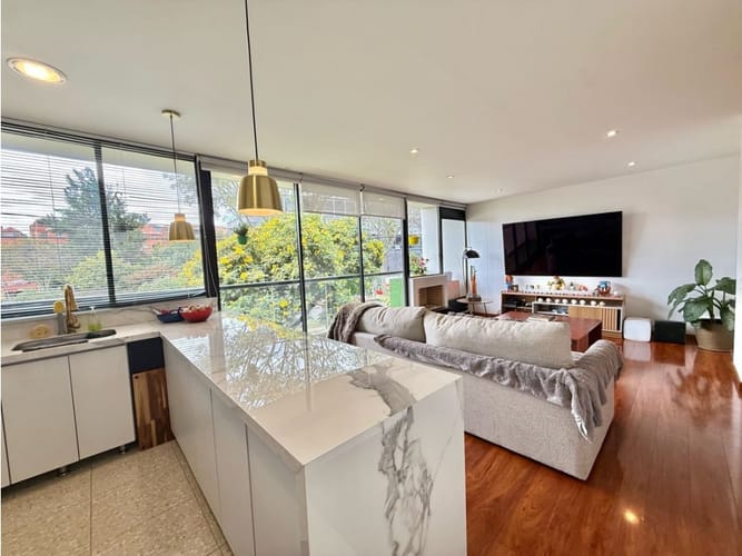 Apartamento de 3 alcobas en venta en Pasadena, Bogotá, 130 m² · foto 3 de 17