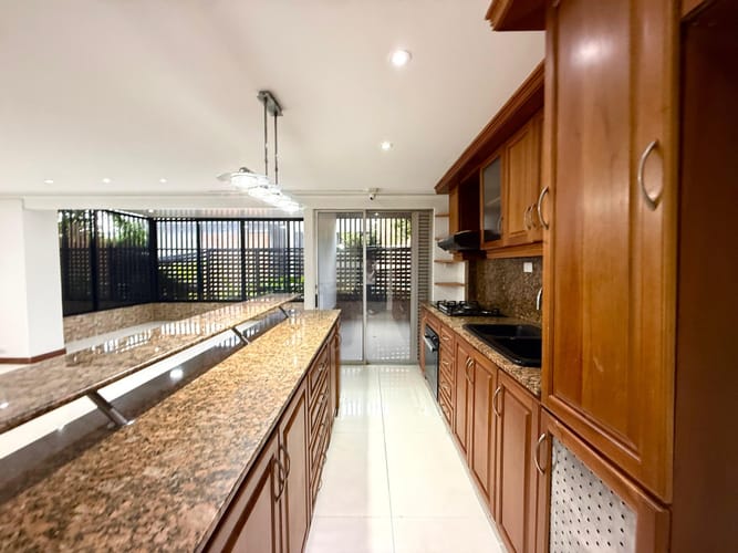 Casa de 4 alcobas en venta en Altos Del Poblado, Medellín, 250 m² · foto 5 de 23