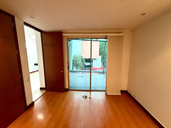 Casa de 4 alcobas en venta en Altos Del Poblado, Medellín, 250 m² · foto 22 de 23