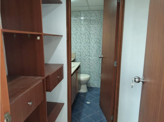Apartamento en venta en La Candelaria, Medellín · foto 8 de 24