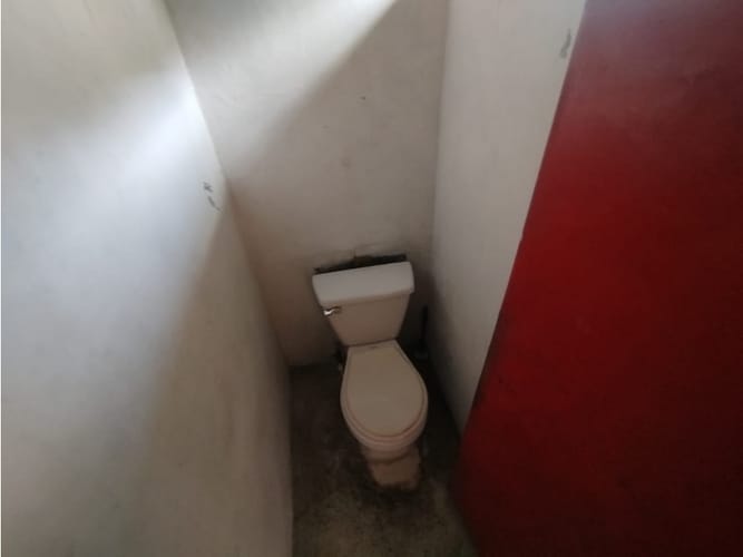 Casa de 15 alcobas en venta en Caicedo, Medellín, 368 m² · foto 12 de 24