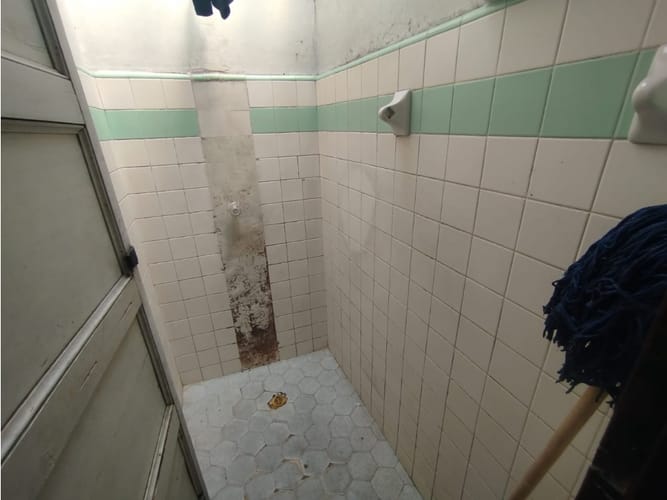 Casa de 15 alcobas en venta en Caicedo, Medellín, 368 m² · foto 15 de 24