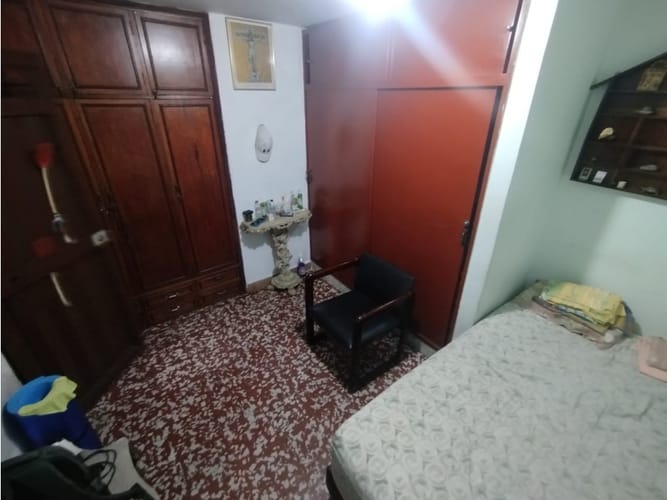 Casa de 15 alcobas en venta en Caicedo, Medellín, 368 m² · foto 20 de 24