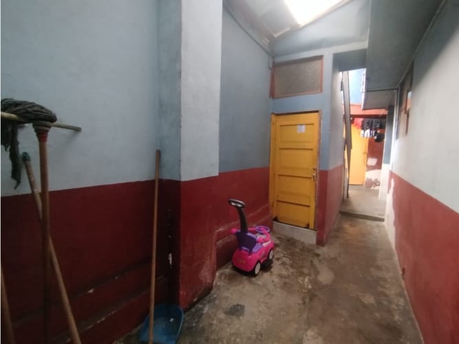 Casa de 15 alcobas en venta en Caicedo, Medellín, 368 m² · foto 21 de 24