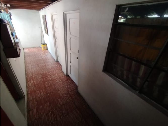 Casa de 15 alcobas en venta en Caicedo, Medellín, 368 m² · foto 22 de 24