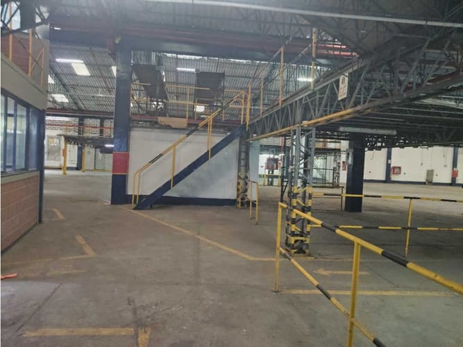 Bodega en arriendo en La Carrilera, La Estrella · foto 6 de 14