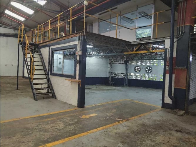 Bodega en arriendo en La Carrilera, La Estrella · foto 7 de 14
