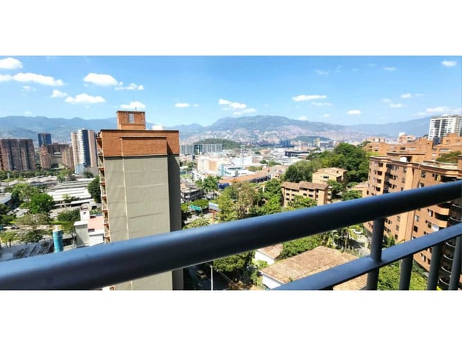 Apartamento en venta en Laureles, Medellín · foto 7 de 13