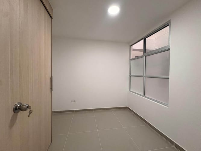 Apartamento de 3 alcobas en venta en Entreamigos, Sabaneta, 70 m² · foto 8 de 11