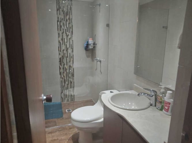 Apartamento de 3 alcobas en venta en Laureles, Medellín, 135 m² · foto 9 de 13