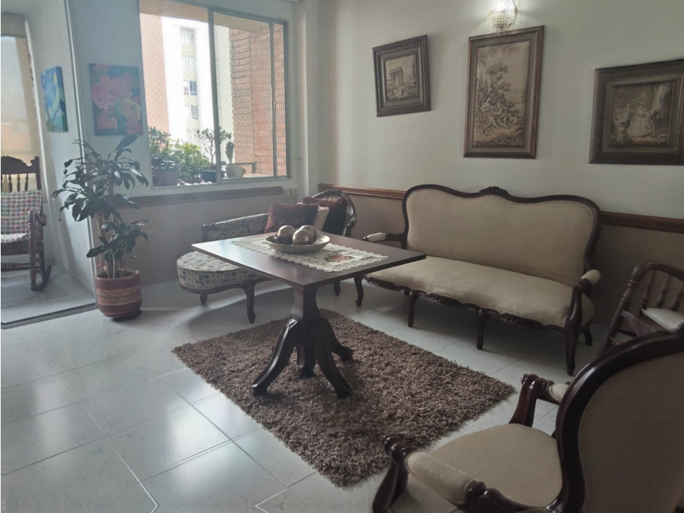 Apartamento en venta en Laureles, Medellín · foto 3 de 24