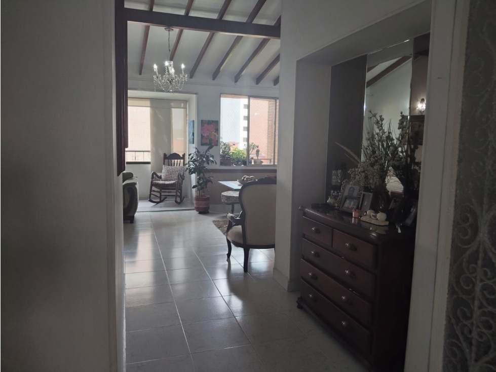 Apartamento en venta en Laureles, Medellín · foto 8 de 24