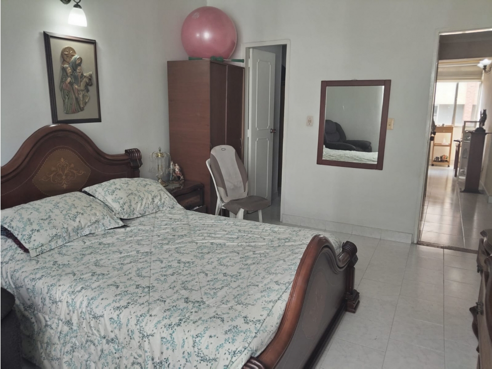 Apartamento en venta en Laureles, Medellín · foto 18 de 24