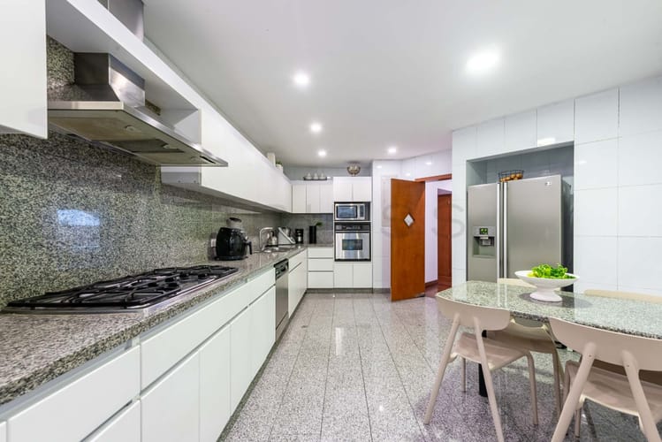 Apartamento en venta en Chicó Reservado, Bogotá · foto 11 de 19